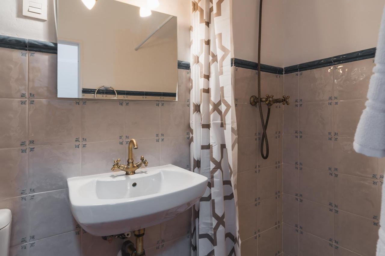 Tuguest Cobertizo Duplex Apartment Granada Exterior photo